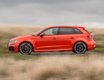 Audi RS 3 Sportback [UK-spec] (8V) '2015–17