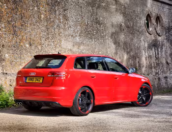 Audi RS 3 Sportback [UK-spec] (8PA) '2011–12