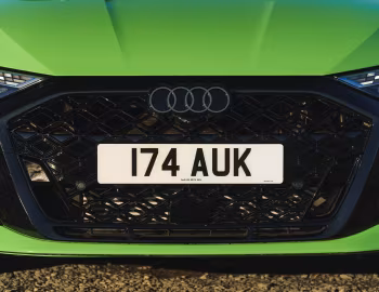 Audi RS 3 Sportback [UK-spec] '2024–pr.