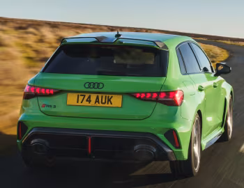 Audi RS 3 Sportback [UK-spec] '2024–pr.