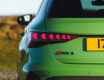 Audi RS 3 Sportback [UK-spec] '2024–pr.