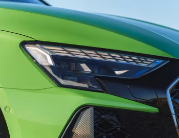 Audi RS 3 Sportback [UK-spec] '2024–pr.
