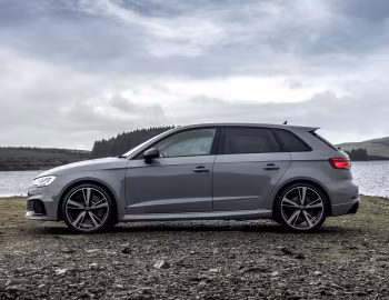 Audi RS 3 Sportback "Sport Edition" [UK-spec] (8V) '2019–21