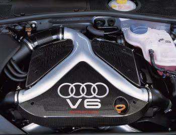 Bajo el capó Audi RS 4 Avant [Worldwide] (B5,8D) '05.2000–09.2001
