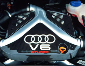 Under The Hood Audi RS 4 Avant [Australia] (B5,8D) '2000–01
