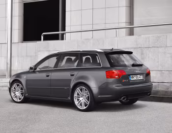 Audi RS 4 Avant [Worldwide] (B7,8E) '2006–08