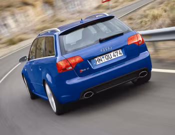 Audi RS 4 Avant [Worldwide] (B7,8E) '2006–08