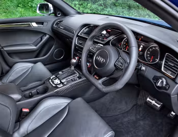 Interior Audi RS 4 Avant [UK-spec] (B8,8K) '2012–15