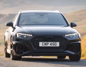 Audi RS 4 Avant competition [UK-spec] (B9) '2023–pr.
