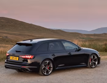Audi RS 4 Avant competition [UK-spec] (B9) '2023–pr.