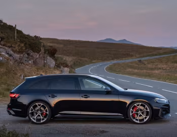 Audi RS 4 Avant competition [UK-spec] (B9) '2023–pr.