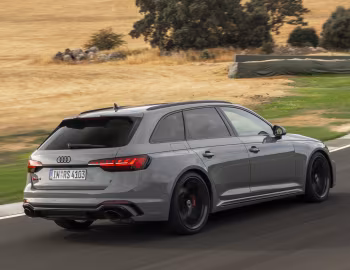 Audi RS 4 Avant competition plus [Worldwide] (B9) '2022–pr.