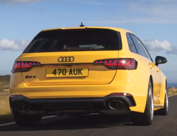 Audi RS 4 Avant "edition 25 years" [UK-spec] (B9) '2024–pr.