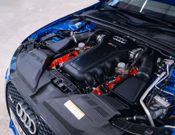 Bajo el capó Audi RS 4 Avant "Nogaro selection" [UK-spec] (B8,8K) '2014–15