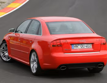 Audi RS 4 Sedan [Worldwide] (B7,8E) '2005–07