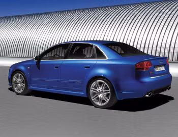Audi RS 4 Sedan [Worldwide] (B7,8E) '2005–07