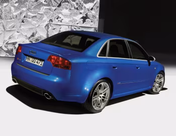 Audi RS 4 Sedan [Worldwide] (B7,8E) '2005–07