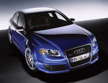 Audi RS 4 Sedan [Worldwide] (B7,8E) '2005–07