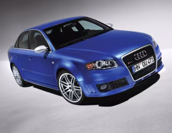 Audi RS 4 Sedan [Worldwide] (B7,8E) '2005–07