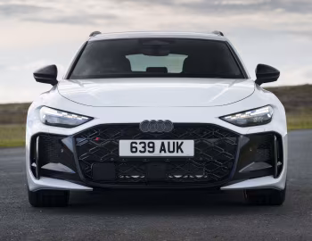 Audi RS 5 Avant [UK-spec] (B10) '2026