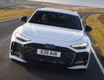 Audi RS 5 Avant [UK-spec] (B10) '2026