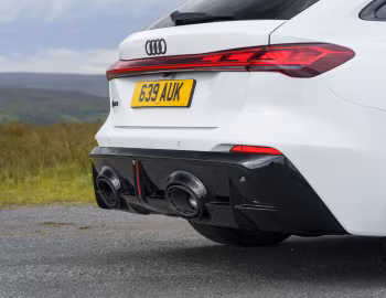 Audi RS 5 Avant [UK-spec] (B10) '2026