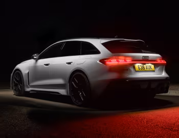 Audi RS 5 Avant [UK-spec] (B10) '2026