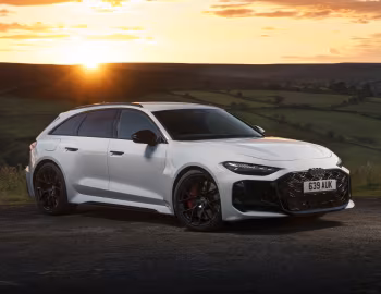 Audi RS 5 Avant [UK-spec] (B10) '2026