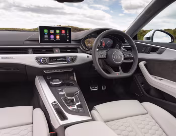 Интерьер Audi RS 5 Coupé [UK-spec] '2017–20