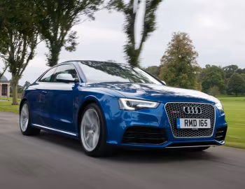 Audi RS 5 Coupe [UK-spec] '2012–17