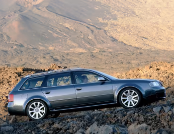 Audi RS 6 Avant [Worldwide] (4B,C5) '2002–04