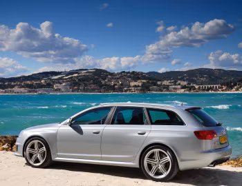 Audi RS 6 Avant [UK-spec] (4F,C6) '2008–10