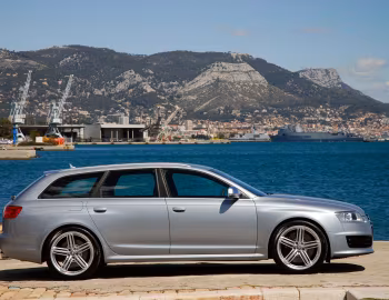 Audi RS 6 Avant [UK-spec] (4F,C6) '2008–10