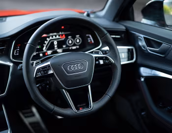 Panel frontal Audi RS 6 Avant [Japan] (C8) '2020–pr.