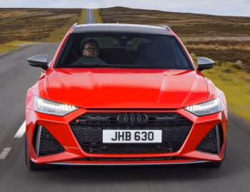 Audi RS 6 Avant performance [UK-spec] (C8) '2023–н.в.