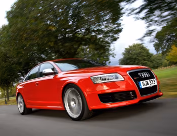 Audi RS 6 Saloon [UK-spec] (4F,C6) '2008–10