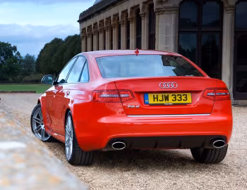 Audi RS 6 Saloon [UK-spec] (4F,C6) '2008–10