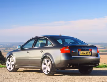 Audi RS 6 Sedan [UK-spec] (4B,C5) '2002–04