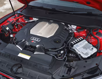 Bajo el capó Audi RS 7 Sportback [UK-spec] '2020–pr.