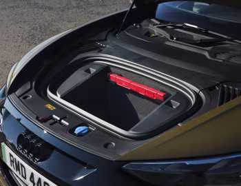 Bagagliaio Audi RS e-tron GT [UK-spec] '2021–24