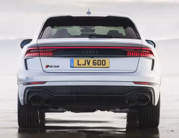 Audi RS Q8 [UK-spec] '2020–24
