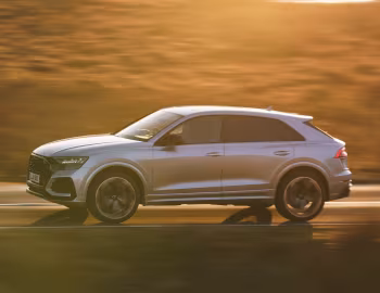 Audi RS Q8 [UK-spec] '2020–24