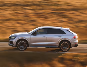 Audi RS Q8 [UK-spec] '2020–24