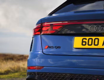 Audi RS Q8 [UK-spec] '2024–н.в.
