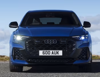 Audi RS Q8 [UK-spec] '2024–н.в.