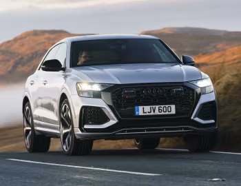 Audi RS Q8 [UK-spec] '2020–24