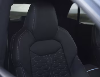 Интерьер Audi RS Q8 [UK-spec] '2024–н.в.