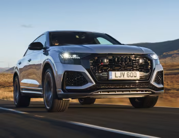 Audi RS Q8 [UK-spec] '2020–24