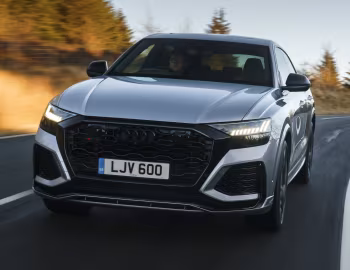 Audi RS Q8 [UK-spec] '2020–24
