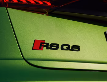 Audi RS Q8 [Australia] '2020–24